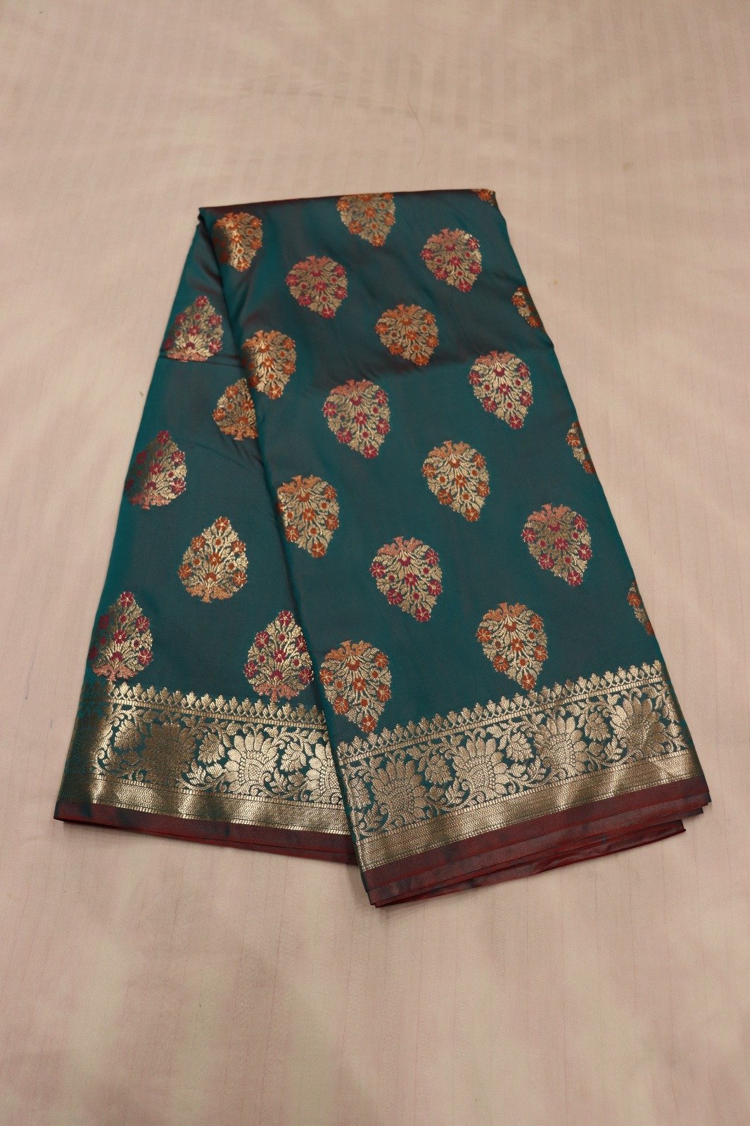 Banarasi Katan Silk Saree with Meena Buta Zari Weaving with Unstitched Blouse - Image 3
