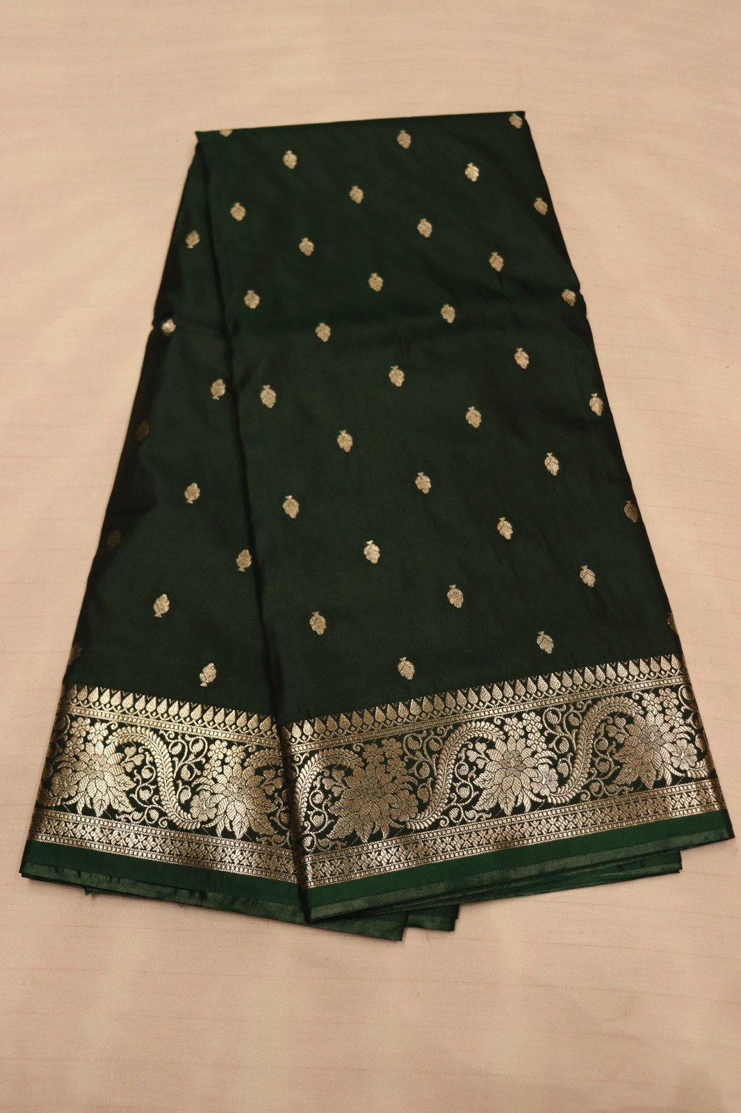 Banarasi Katan Silk Saree for Women | Pure Handloom Woven | Traditional Zari Border & Pallu | Premium Indian Ethnic Wear for Wedding & Festive Occasions (Dark Green) - Image 3